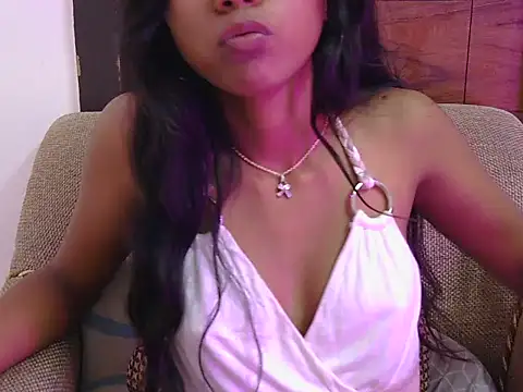 Chatroom XXX en direct de iliyana-20
