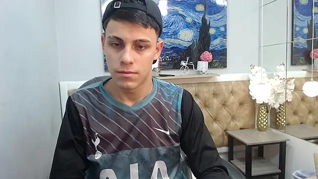 Ethanx18_ Live XXX-Chat