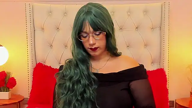 MillyHotsoon: απευθείας συνομιλία ΧΧΧ
