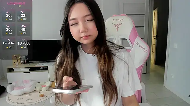 Fluffy_Rose Live XXX-Chat