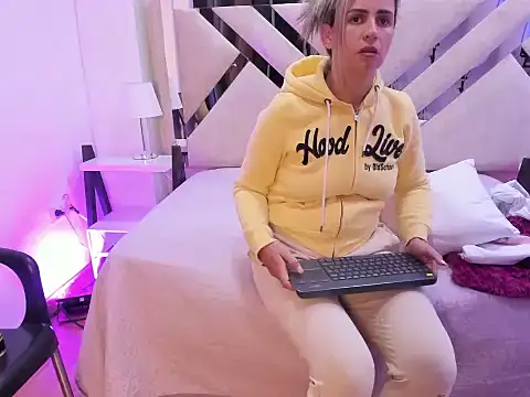 Samanta_Vanegas' Webcam Show