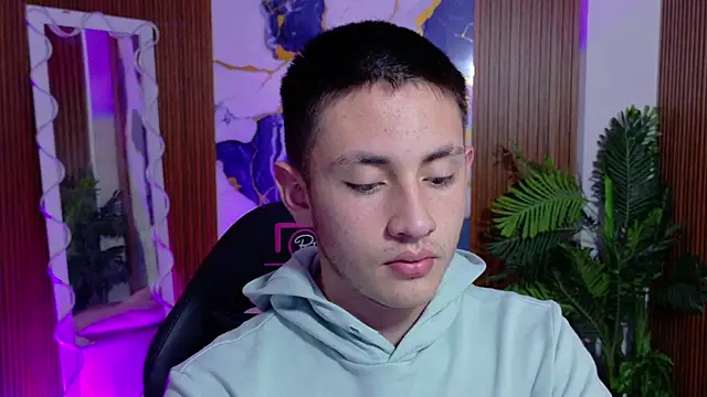 แชท XXX สดของ Andres_Tay