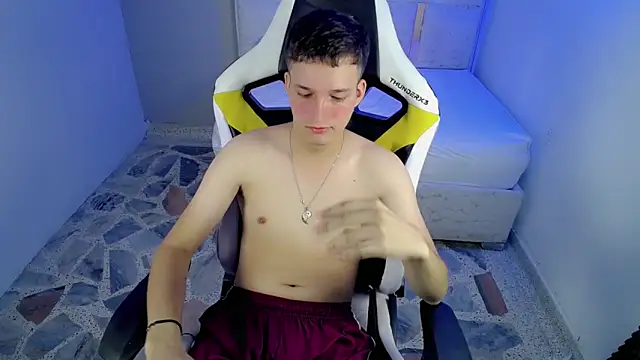 Show modela El_rubioo_ na web-kameri