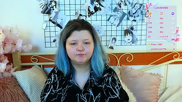 Lunaar_ Live XXX Chat