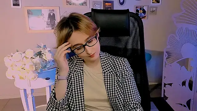 LixeLuna Chat XXX in diretta