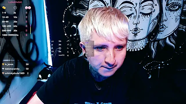 Marieblueeyes Show in webcam