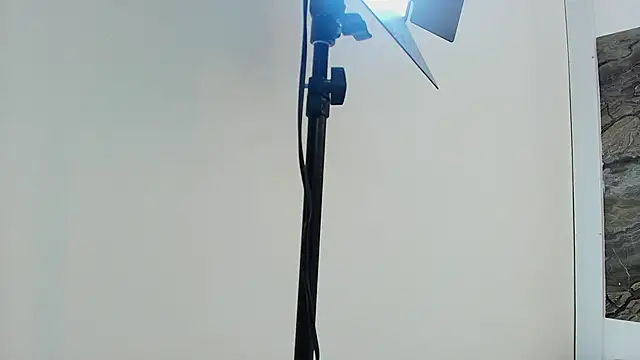 TONY_FOXX1 라이브 XXX 채팅