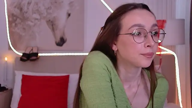 Emily_Simon Adlı Modelin Canlı XXX Sohbeti