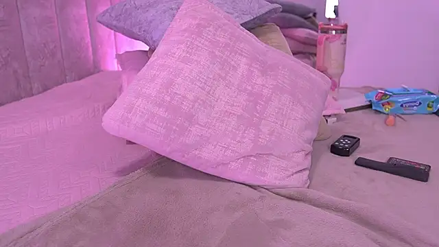 Chat +18 de violeta_aroca ao vivo