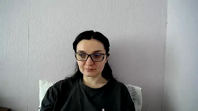 Shiny_gine's Live XXX Chat