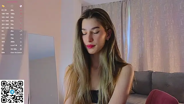 Quinavelle's Live XXX Chat