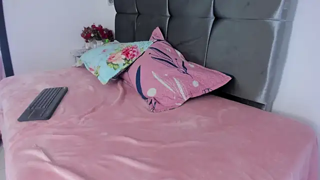 Chat XXX en directo de Karol_wish