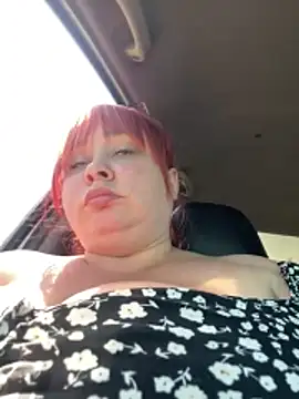 LadyDreams11's Live Chat Room
