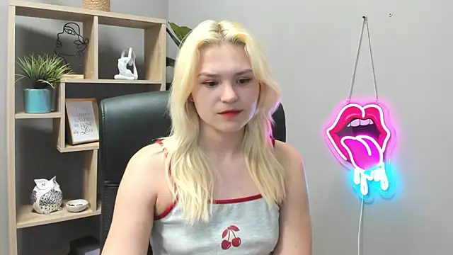 SweetLilyxo's Live XXX Chat