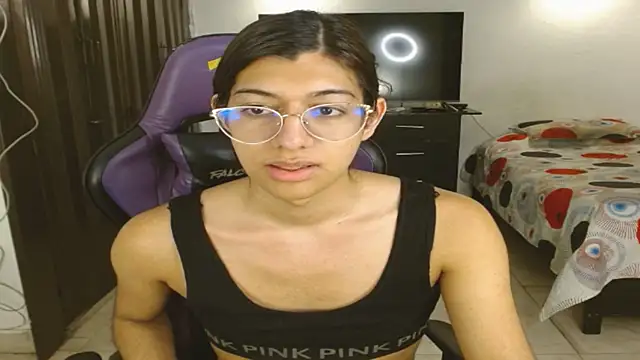 Chat XXX en directo de Alanni_parker