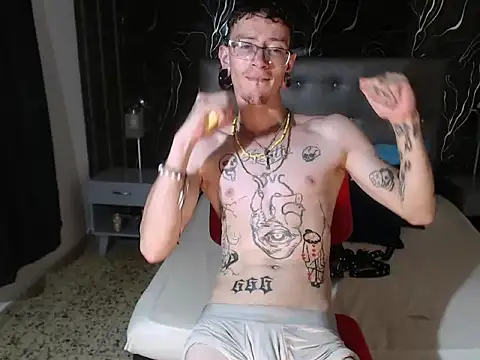 Ryan_Owenssn Webbikameraesitys