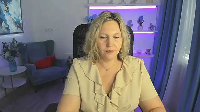 NinaStarle: απευθείας συνομιλία ΧΧΧ