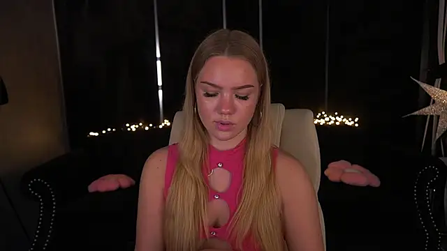 CelesteNoir Adlı Modelin Canlı XXX Sohbeti