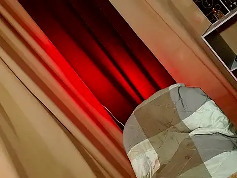 Bella_subhunterxのウェブカメラショー