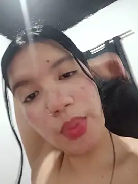 XXX chat uživo modela cherry_pinkie