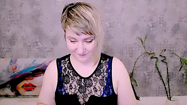 Djullia's Live XXX Chat