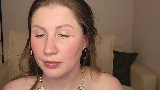 Helens_love – Naživo XXX chat