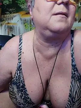 QueenPammy1 Chat XXX live