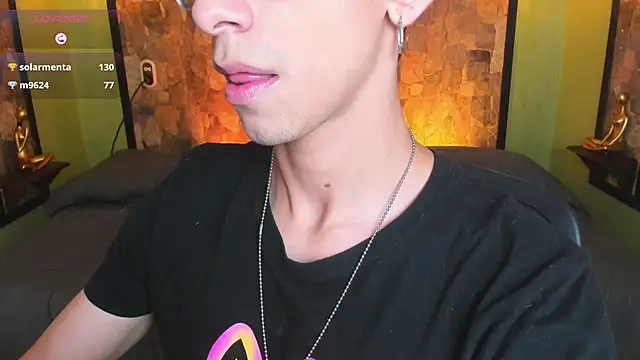 Evans_Noir 网络视讯表演