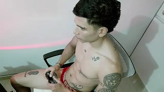 srghost333 live XXX chat