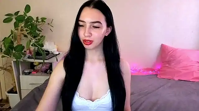 دردشة WildKittenX_ الجنسية المباشرة