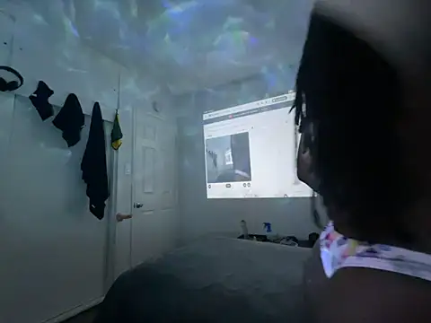 FortunateLaser6 Show in webcam