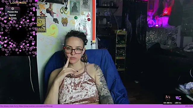 Czat XXX na żywo – LisaFoxy_y