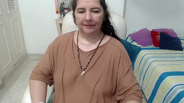 leonela_69 现场XXX聊天