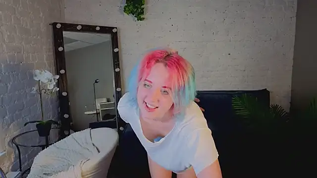 ScarlettSparkss' Live XXX Chat