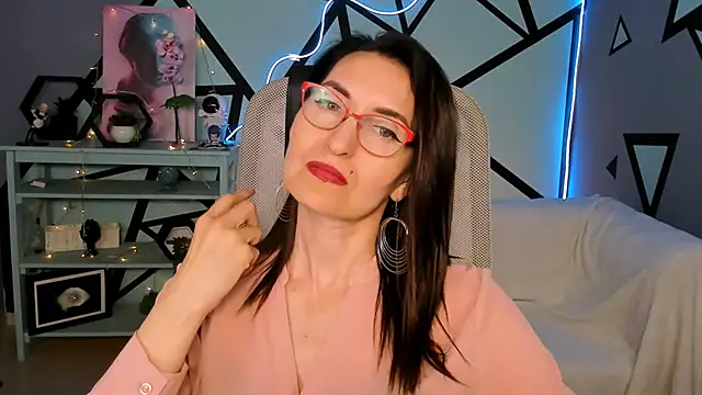 UnaTerra's Live XXX Chat