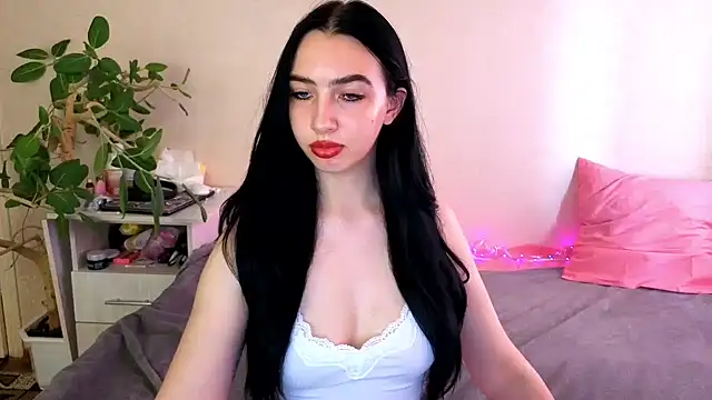 Czat XXX na żywo – WildKittenX_