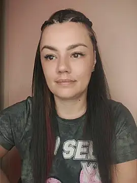 KrissSexi webcam show