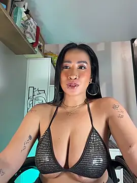 Czat XXX na żywo – AsianMilfSheryl