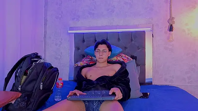 tian_sex Adlı Modelin Web Kamerası Şovu