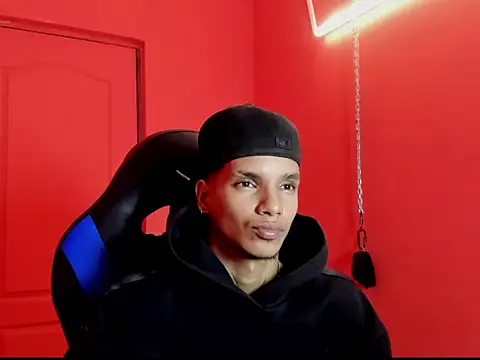 Show Webcam de kai_storm77