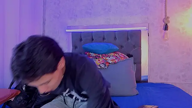 tian_sex 网络视讯表演