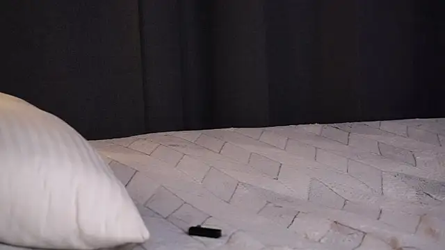 MelaniSeiver Live XXX Chat