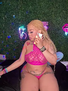 RenaThickAss Chat XXX live