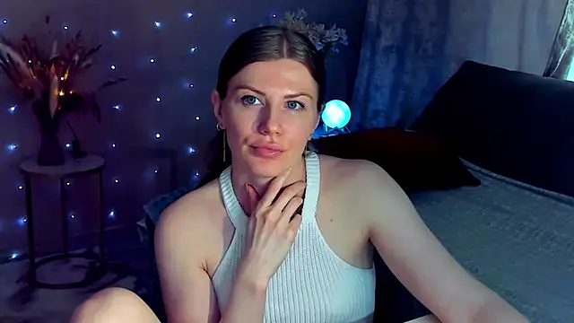 JinnaGreat's Live XXX Chat