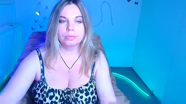 Chatroom XXX en direct de Amanda_Swannn