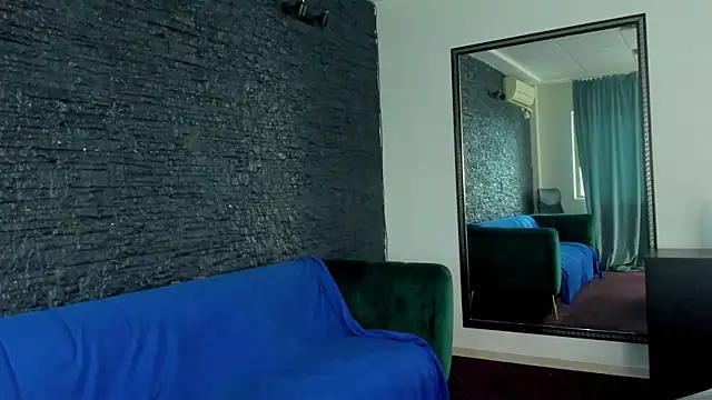DiamondMilff Chat XXX live