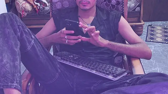 zihan777 Adlı Modelin Web Kamerası Şovu