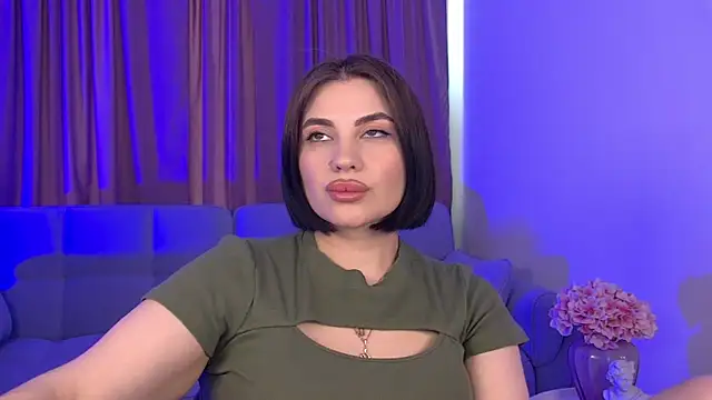 دردشة AdrianaToress الجنسية المباشرة