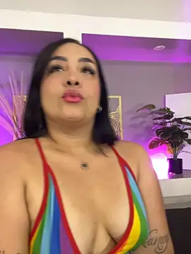 Chat XXX ao vivo de Sheeryl__