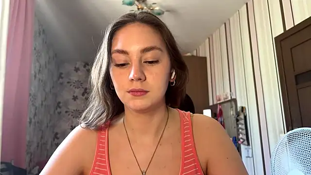 Živý XXX chat EllieNorth
